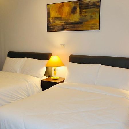 Centennial Inn Kawit Eksteriør billede
